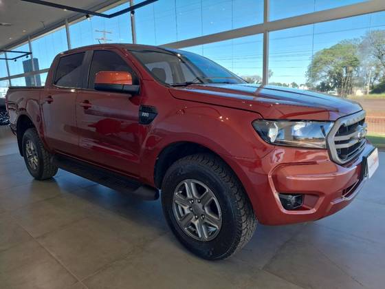 FORD RANGER 2.2 XLS 4X2 CD 16V DIESEL 4P AUTOMÁTICO